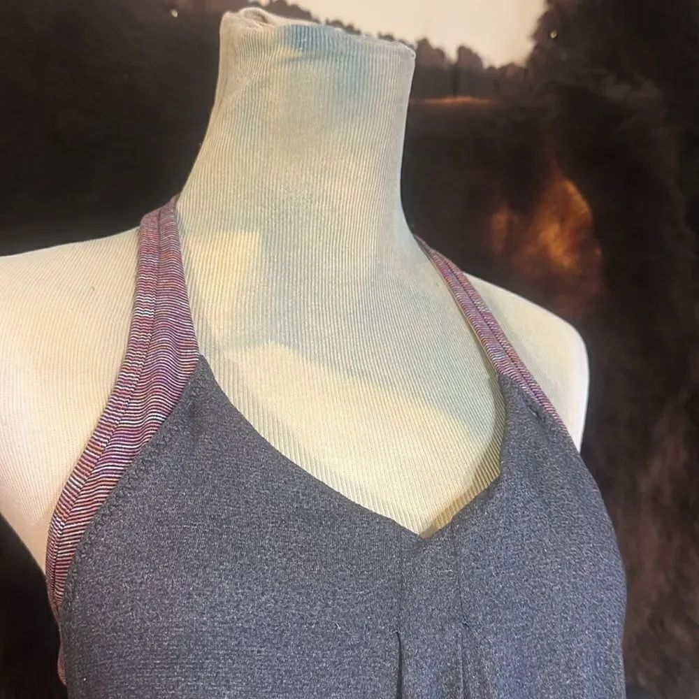 Lululemon tank top 8 (4875) - Picture 2 of 6